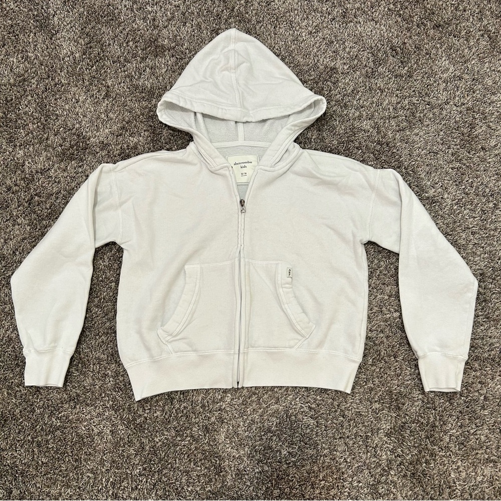 Abercrombie kids white sweater size 13/14